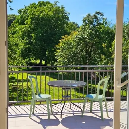 Corps De Ferme Traditionnel